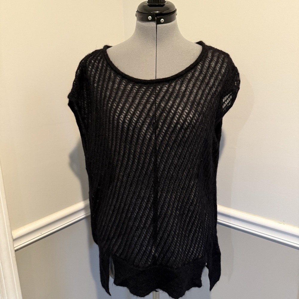 EILEEN FISHER Bateau-neck Top‎ Cap-sleeve crochet soft Sweater In Black Sz Small